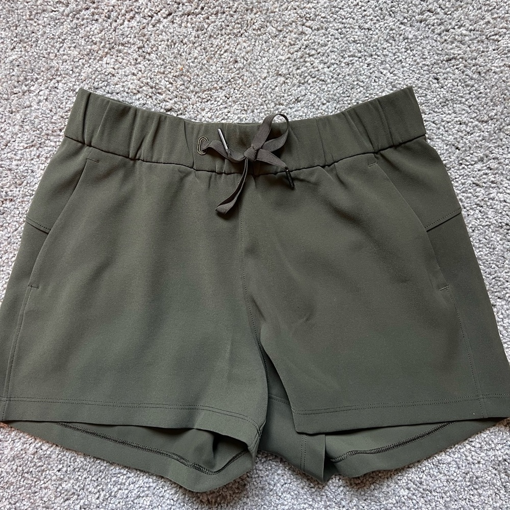 Lululemon Athleisure shorts